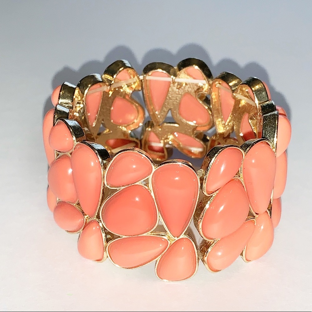 Coral and gold bracelet